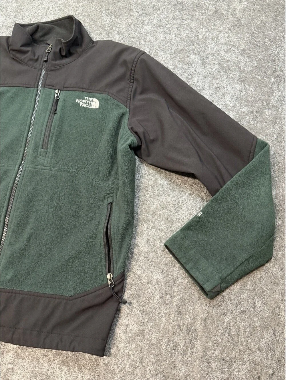North Face Men’s Windstopper Fleece Soft Shell Jacket Medium Green Black